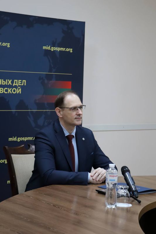 Главные тезисы встречи:. Дискриминационная политика Кишинева Главные тезисы встречи:. Дискриминационная политика Кишинева