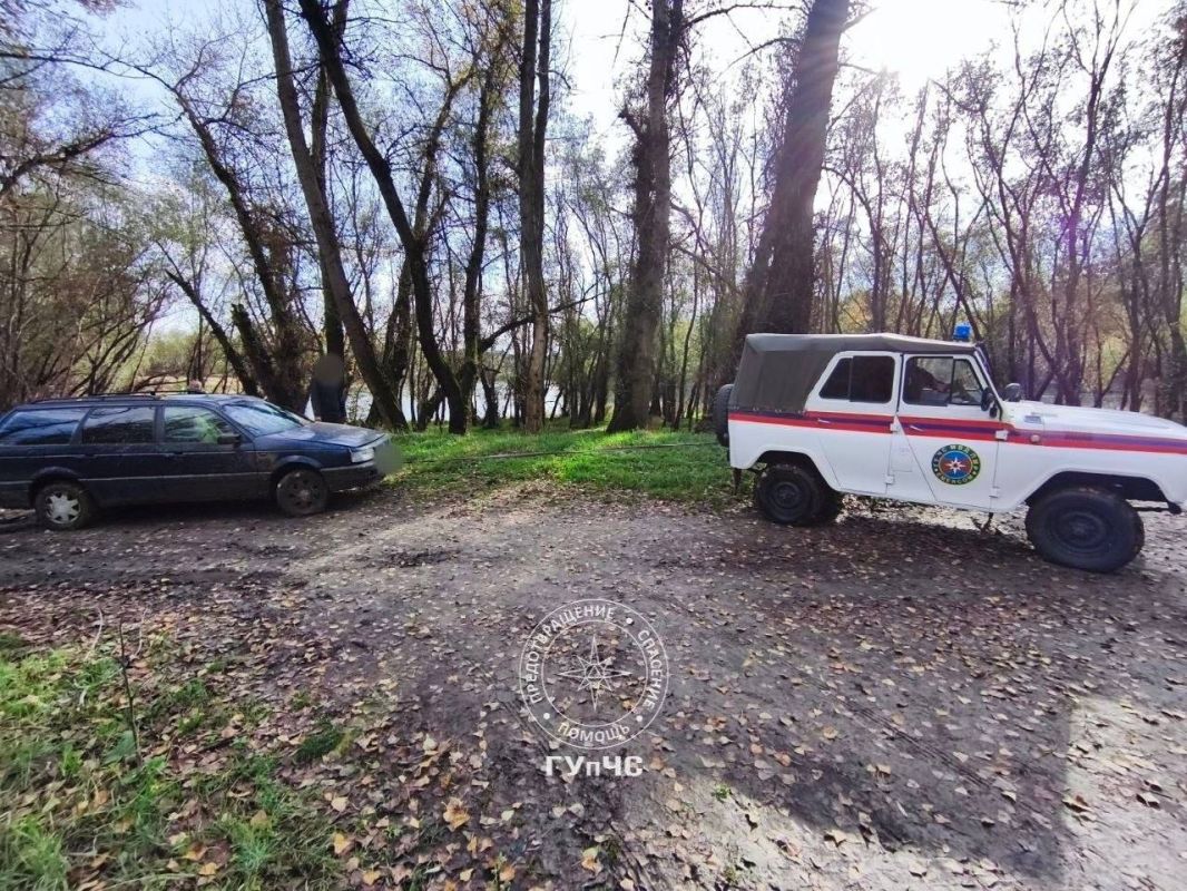 За выходные помогли двум рыбакам на «Фольксвагенах» За выходные помогли двум рыбакам на «Фольксвагенах»