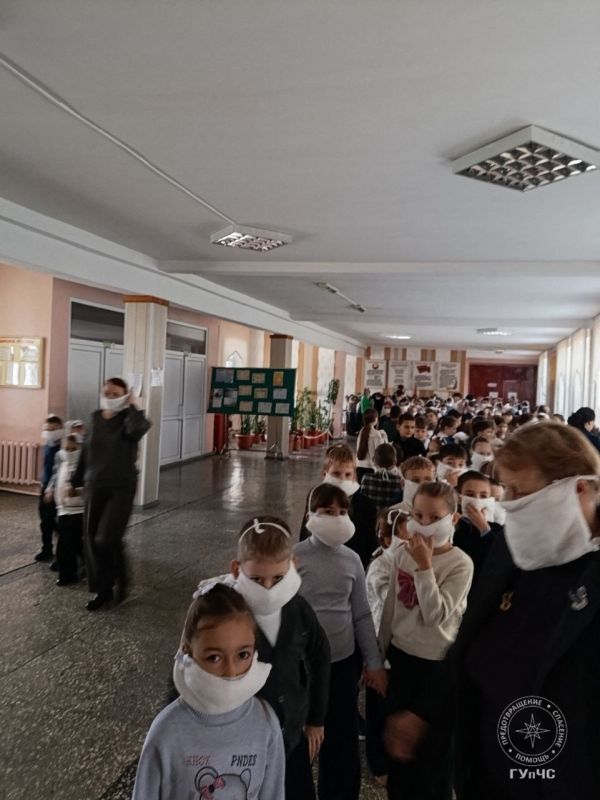 Условная химическая угроза: в школах и детских садах проходят тренировки по эвакуации